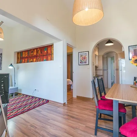 Appartement Historic Vilagomes Central Oasis